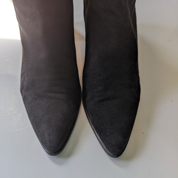 Stuart Weitzman suede ankle booties size 8 in VGUC - Picture 2 of 7